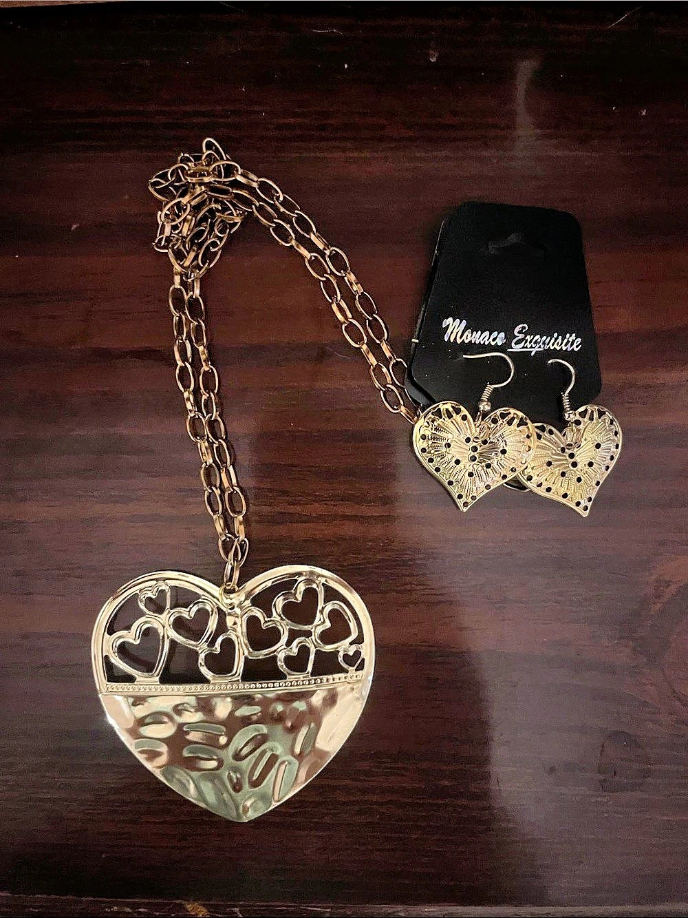 Monaco Exquisite Gold Heart Pendant Necklace & Earrings